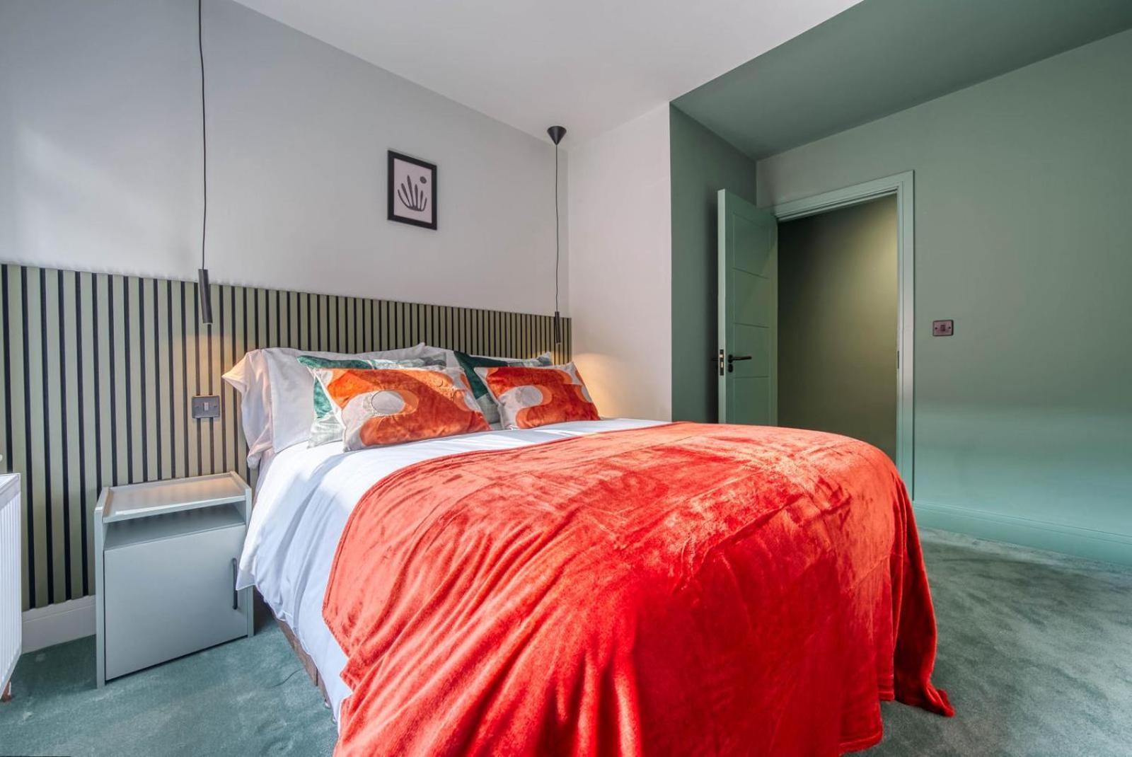 First Floor - Stylish 3 Bedroom Apartment Southampton